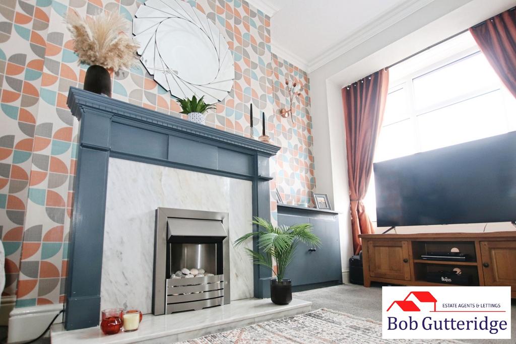 Bay fronted lounge