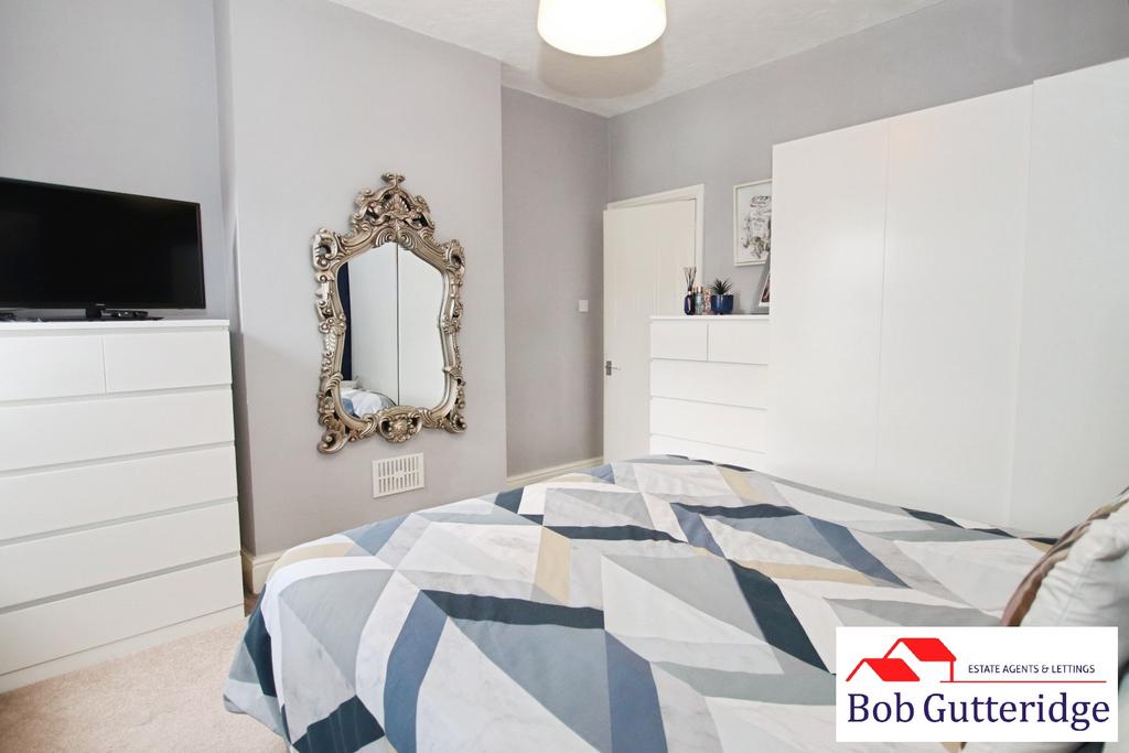 Bedroom two (middle)