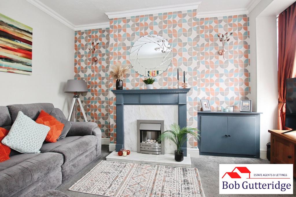 Bay fronted lounge