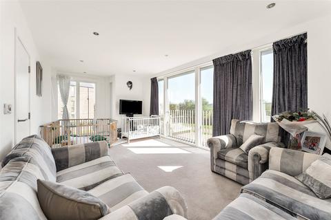 4 bedroom link detached house for sale, Knightly Avenue, Cambridge, Cambridgeshire