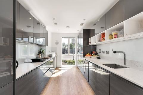 4 bedroom link detached house for sale, Knightly Avenue, Cambridge, Cambridgeshire