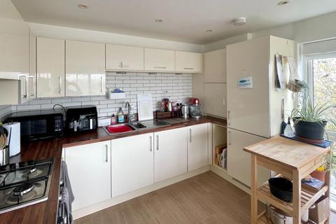 2 bedroom flat for sale, Trem Elai, Penarth