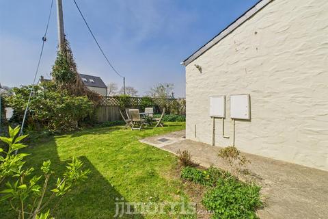 undefined, Craigluscar, 7 Gerddi Windsor, Newport