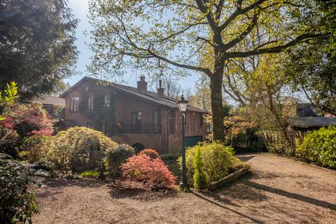 4 bedroom detached house for sale, Ribby Road, Wrea Green, PR4