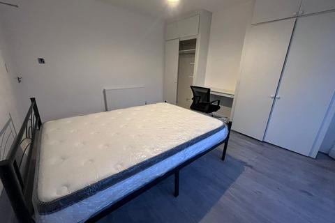 House share to rent, Greenford Road, Greenford, Greater London, UB6