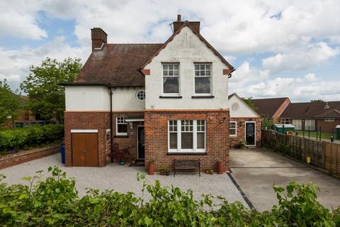 4 bedroom detached house for sale, Hill Top, Barlby, Selby