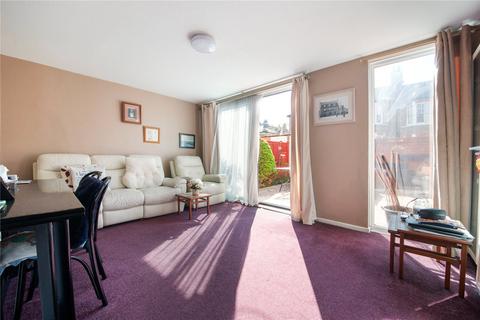 3 bedroom terraced house for sale, Westdean Close, London, SW18