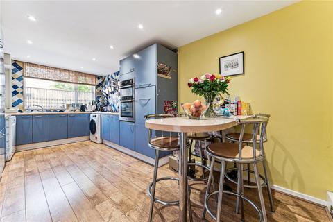 3 bedroom terraced house for sale, Westdean Close, London, SW18