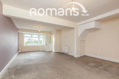 3 bedroom semi-detached house to rent, Millbrook Avenue, Bristol, BS4