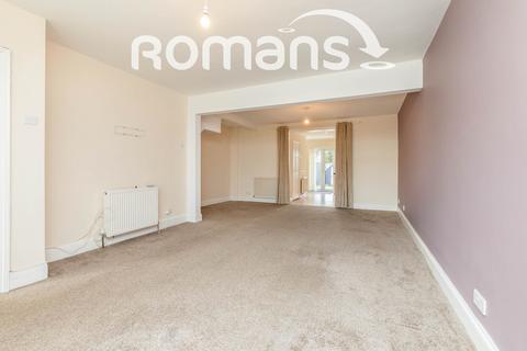 3 bedroom semi-detached house to rent, Millbrook Avenue, Bristol, BS4