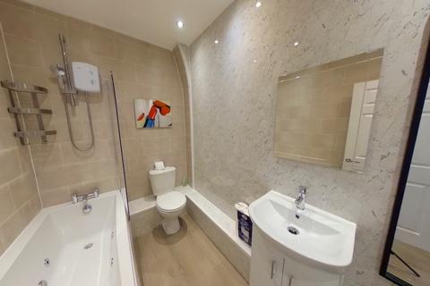5 bedroom house to rent, Hall Lane, Liverpool L7