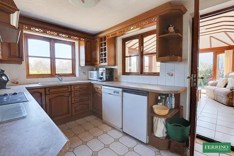 3 bedroom detached house for sale, Forest Road, Bream, Lydney, Gloucestershire. GL15 6LX