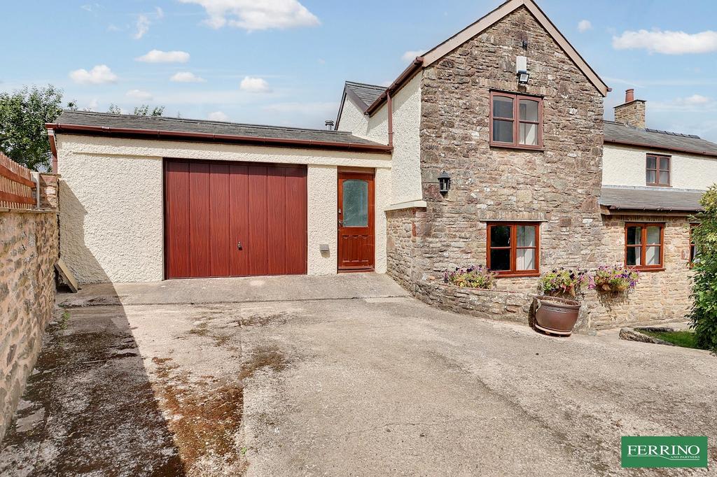 Garage / Workshop