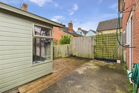 1a Back Road, Calne, SN11 0BA