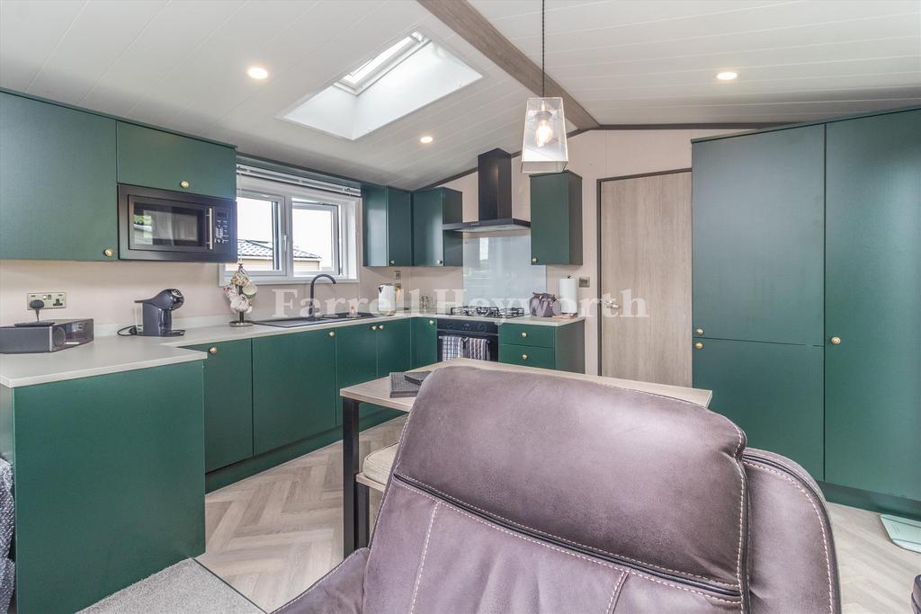 Kitchen Diner Area