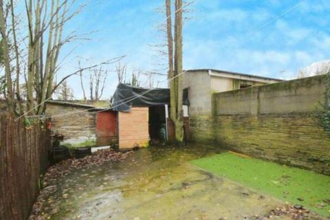 59 Grantham Road, Bradford, BD7 1RN