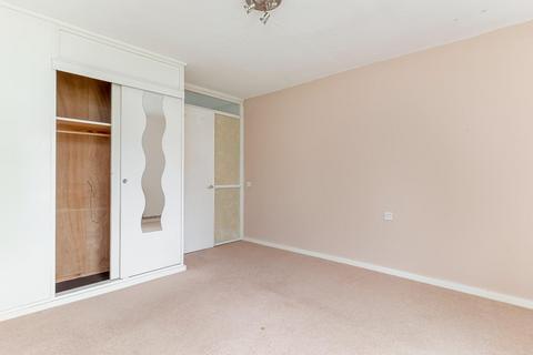 6 Coppice Gate, Harrogate, HG1 2DR