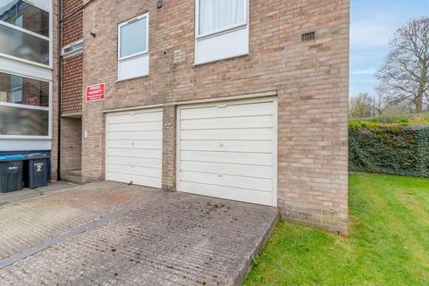 6 Coppice Gate, Harrogate, HG1 2DR