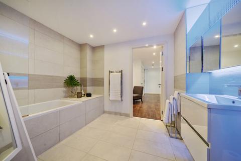 1 bedroom apartment for sale, Whiting Way London SE16