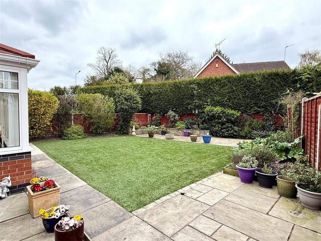 26 Welton Garden 3.jpg