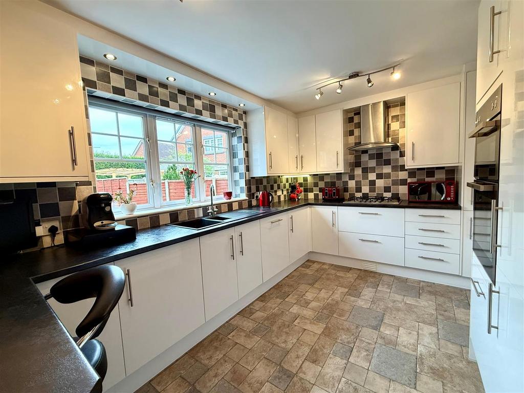 26 Welton Kitc.jpg
