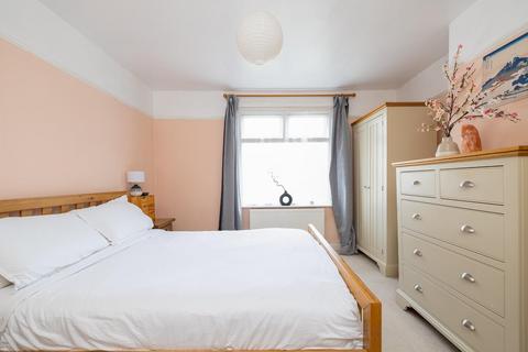 3 bedroom terraced house for sale, Muller Road, Horfield