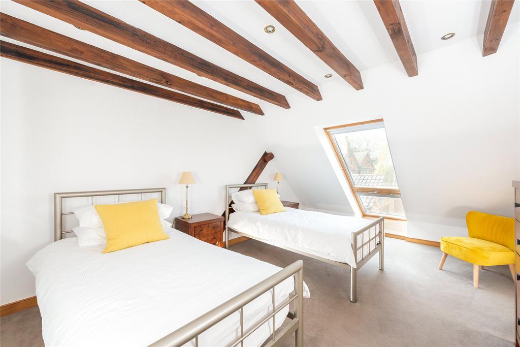 Bedroom Eight