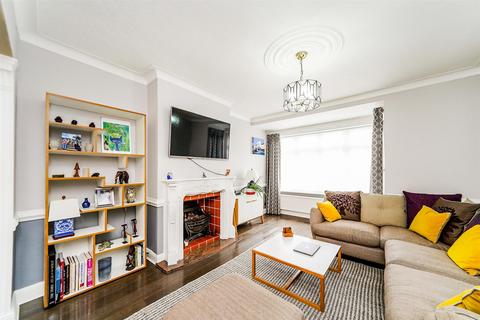 4 bedroom semi-detached house for sale, Old Church Road, Chingford