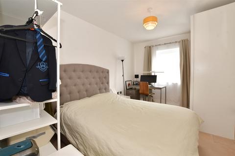 2 bedroom apartment for sale, Thornbury Way, Walthamstow