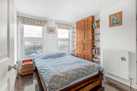 3 bedroom flat for sale, Ravenshaw Street, West Hampstead