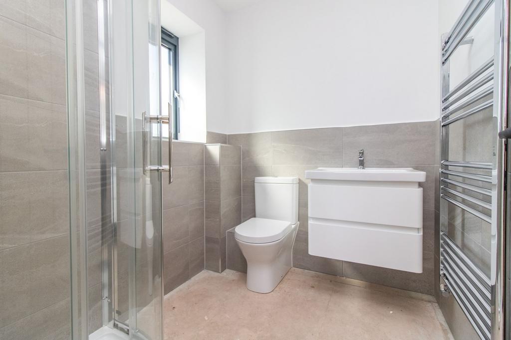 En suite shower room