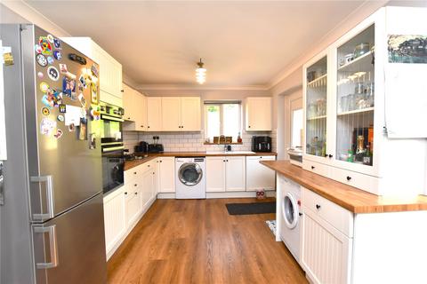 18 Farriers Croft, Bradford, BD2 1ET