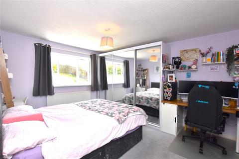 18 Farriers Croft, Bradford, BD2 1ET