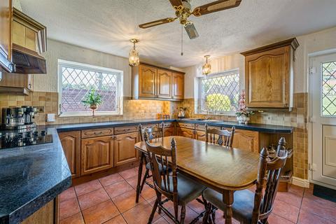 4 bedroom detached house for sale, Mountain Ash Drive, Pedmore, DY9 0YR
