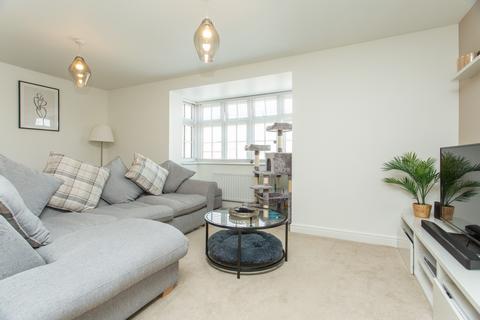 18 Sidney Grove, Herne Bay, CT6 5FE