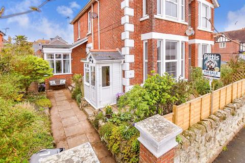 2 bedroom ground floor maisonette for sale, St. John's Road, Sandown, Isle of Wight