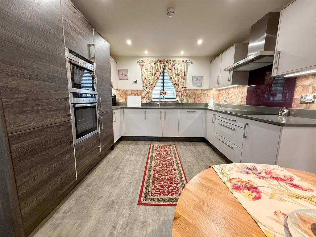 Kitchen area