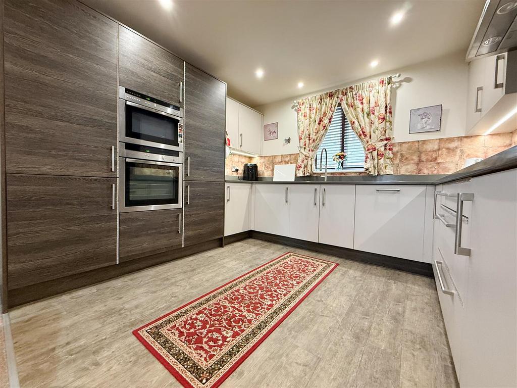 Kitchen area