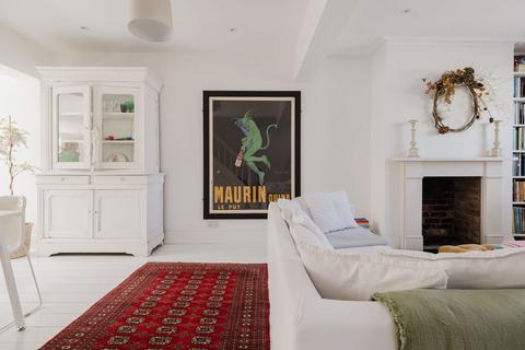 79 Moorend Crescent, Cheltenham, GL53 0EW