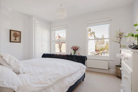 79 Moorend Crescent, Cheltenham, GL53 0EW