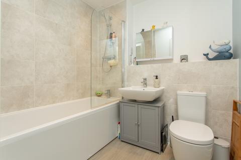 16 Sidney Grove, Herne Bay, CT6 5FE