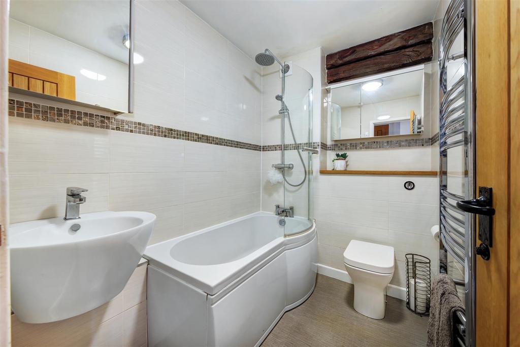 Modern Bathroom