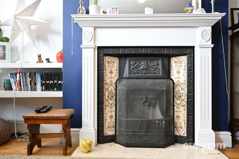 2 bedroom semi-detached house for sale, Ridgacre Road West, Quinton, Birmingham, West Midlands, B32