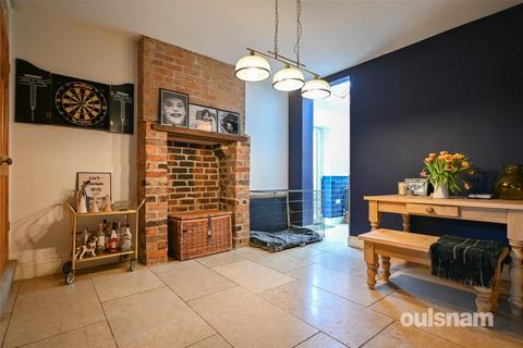 2 bedroom semi-detached house for sale, Ridgacre Road West, Quinton, Birmingham, West Midlands, B32