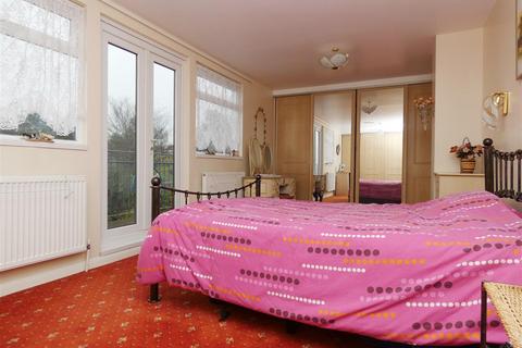 51 Strode Park Road, Herne Bay, CT6 7JQ