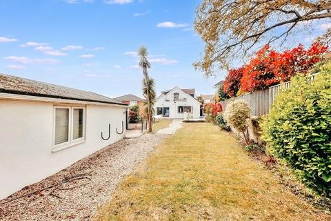 2 Crescent Road, Poole, BH14 9AS