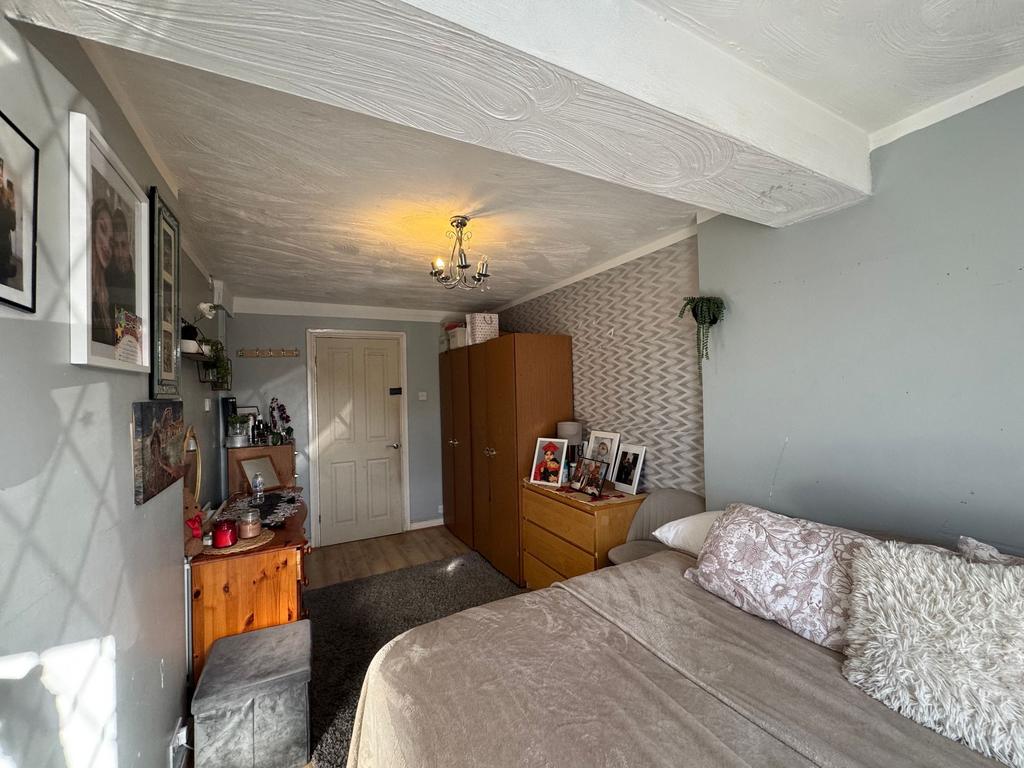 Fifth Bedroom
