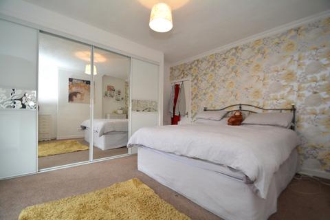 3 bedroom end of terrace house for sale, 29 Cowdenhill Circus, Glasgow, G13 2RA