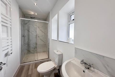 1 bedroom flat to rent, Flat 10A, Old Barclays Bank PLC, - Bethcar Street, Ebbw Vale
