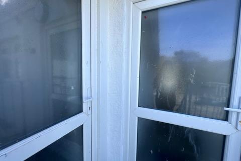 1 bedroom flat to rent, Flat 10A, Old Barclays Bank PLC, - Bethcar Street, Ebbw Vale
